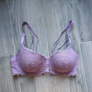 NWT Wacoal b.tempt'd No Strings Attached Contour Bra Lavender 34B